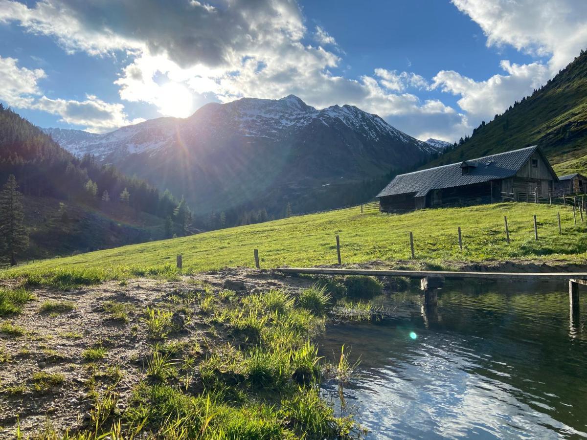 Gasthof Zum Mohrn Oberwoelz Stadt ภายนอก รูปภาพ